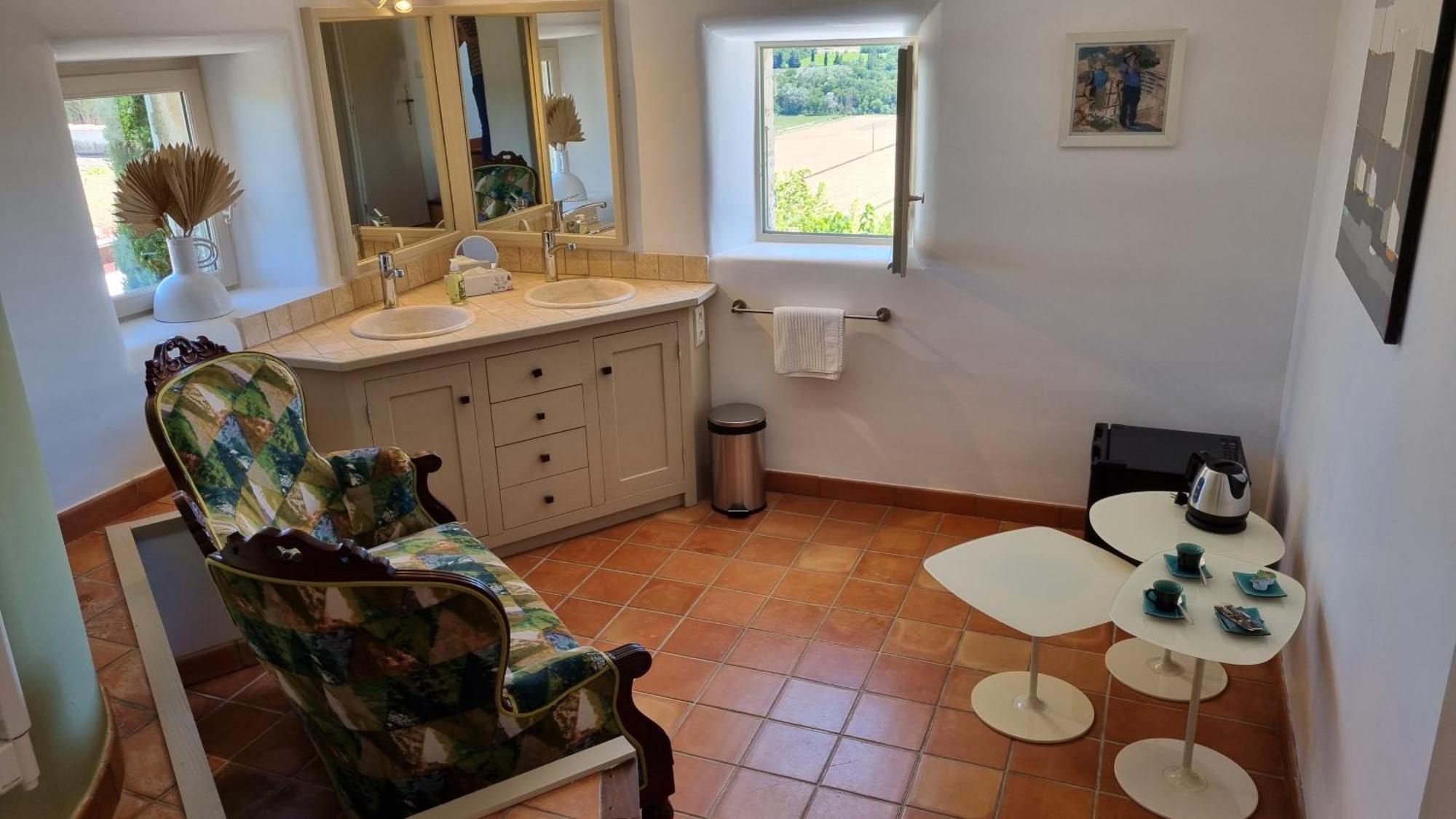 Les Toits De Valaurie Bed & Breakfast ภายนอก รูปภาพ