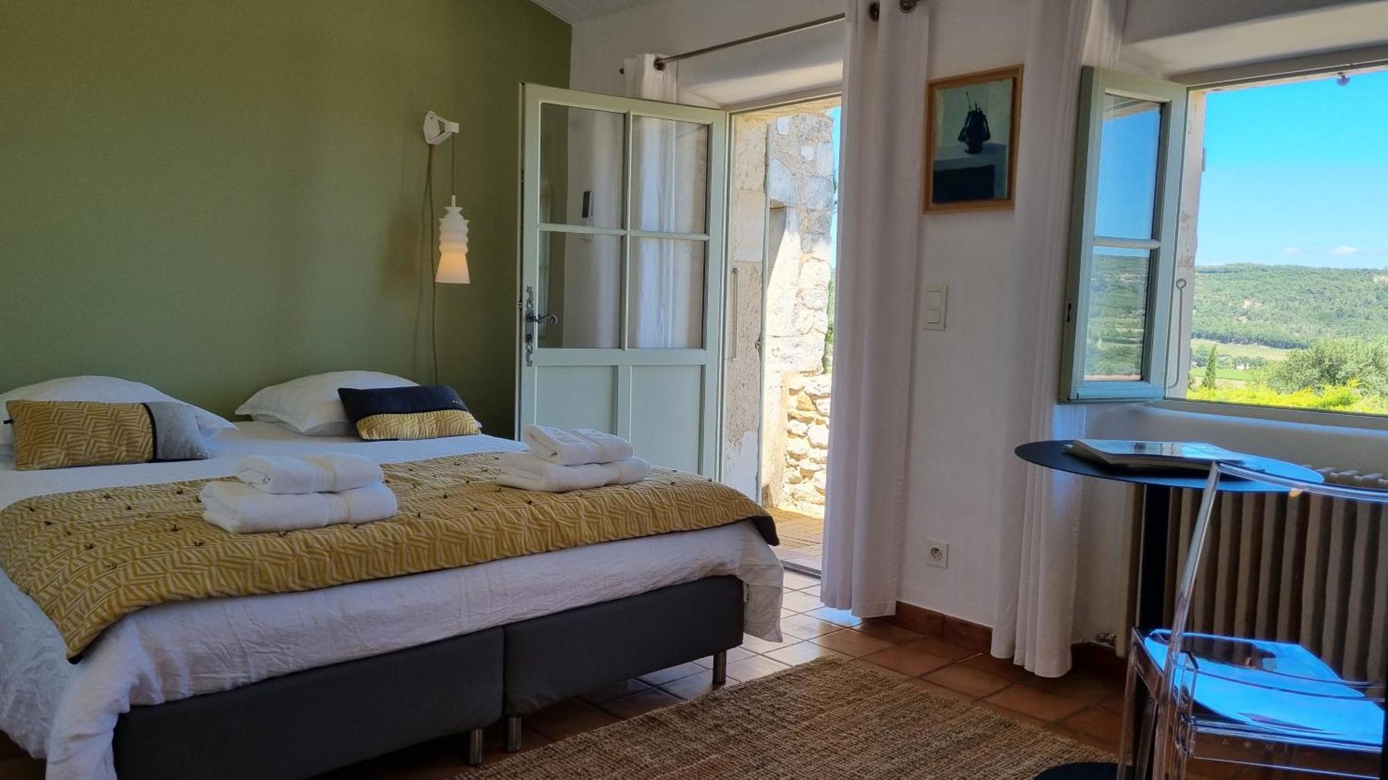 Les Toits De Valaurie Bed & Breakfast ภายนอก รูปภาพ