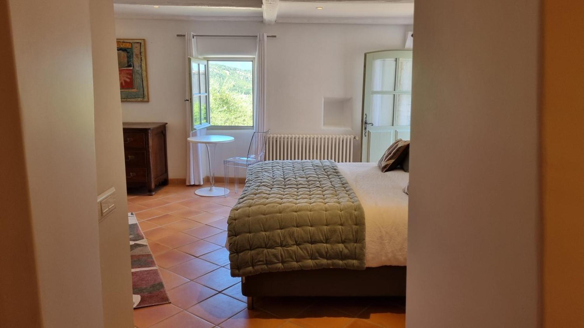 Les Toits De Valaurie Bed & Breakfast ภายนอก รูปภาพ